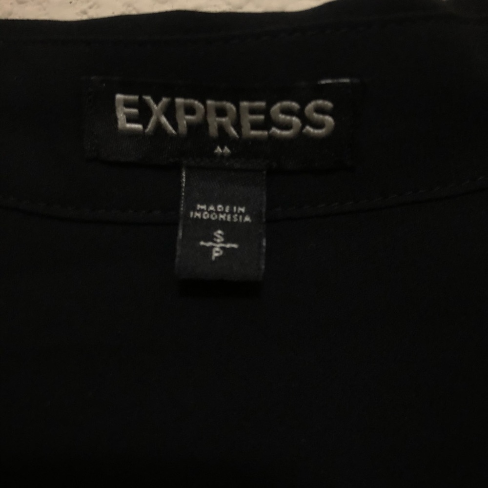 Express Top - Picture 3 of 4